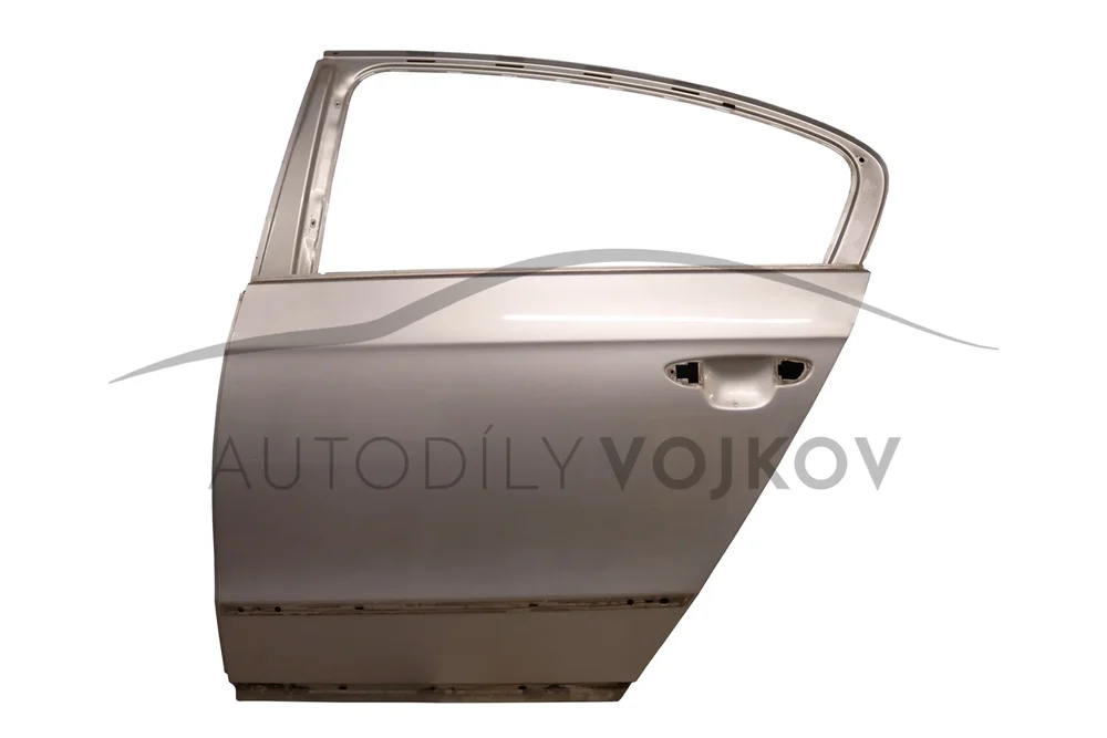 Dveře zadní levé sedan 3C5833055H v:83831 Dveře zadní levé sedan 3C5833055H v:83831