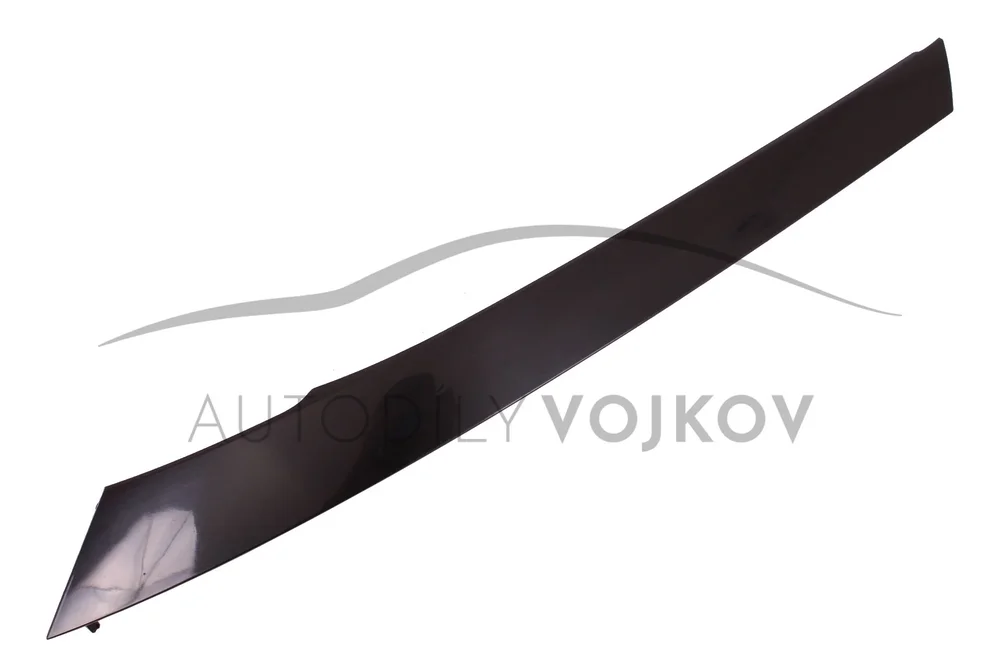 Levá plastová lišta pod přední boční okno – pro lak v:49458